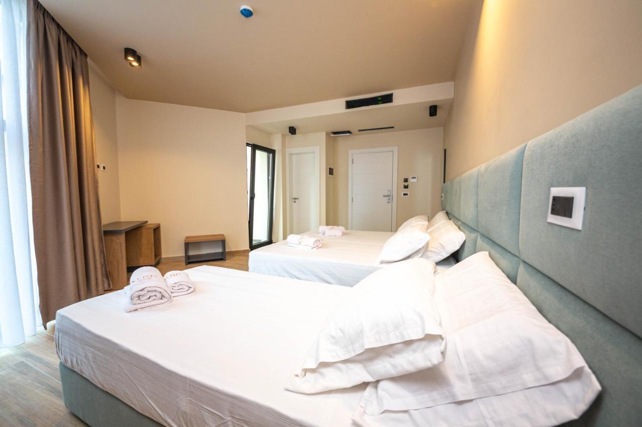 Hotel Alion21 Durrës Esterno foto